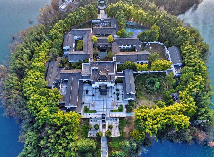 安康瀛湖酒店,安康户外拓展训练,安康团建,安康真人cs,安康培训公司